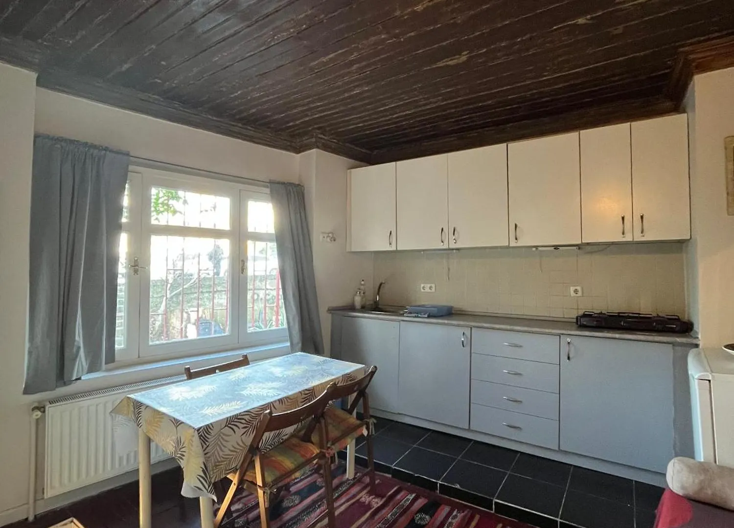 Roza'S Istanbul Homestay
